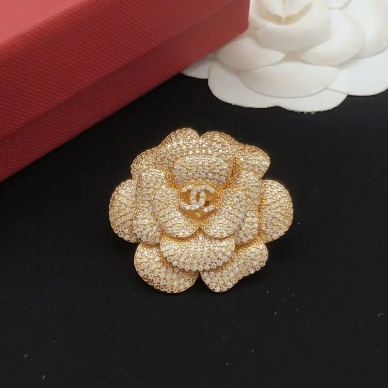 chanel brooches pour femme s_12153bb